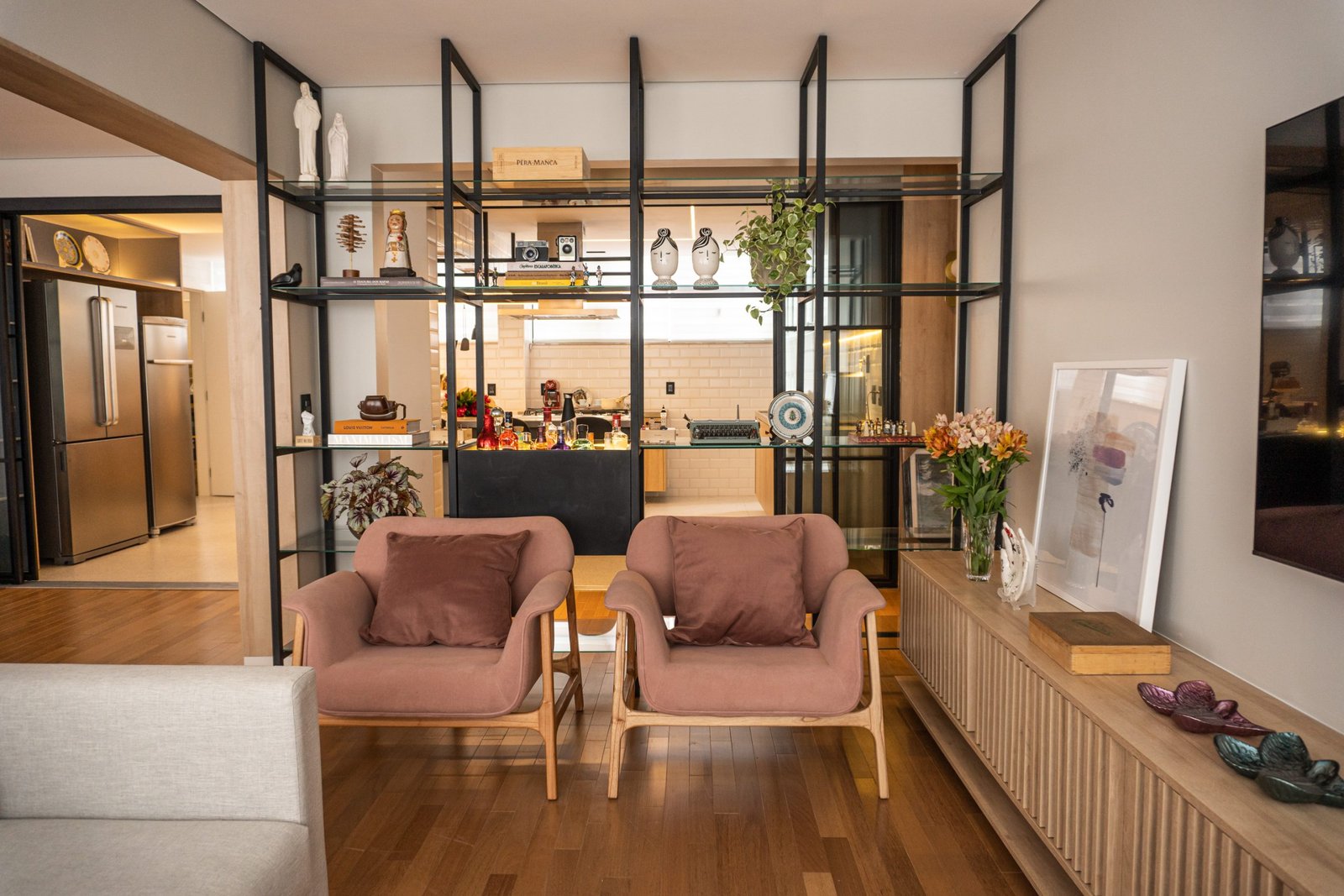 3. STUDIO CAROL BEZERRA – TAUARI CARAMEL